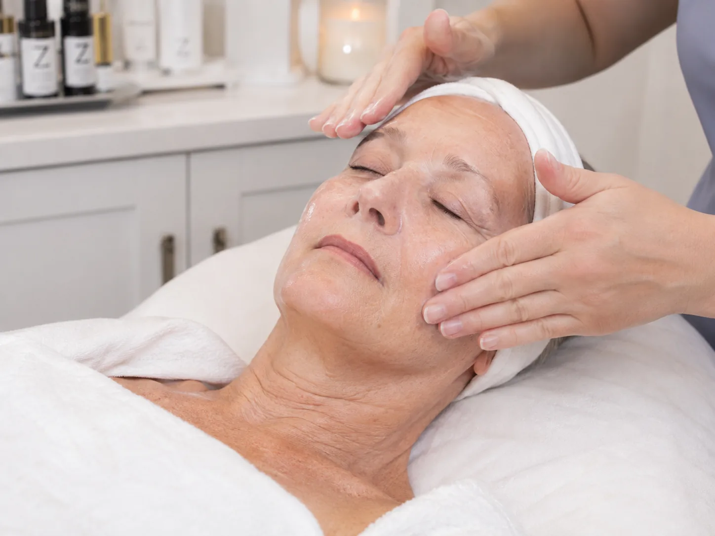 Illustrative Oncology-Safe Facial service photography